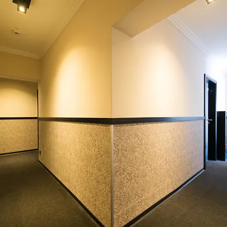 Topas Frankfurt Centre 3*